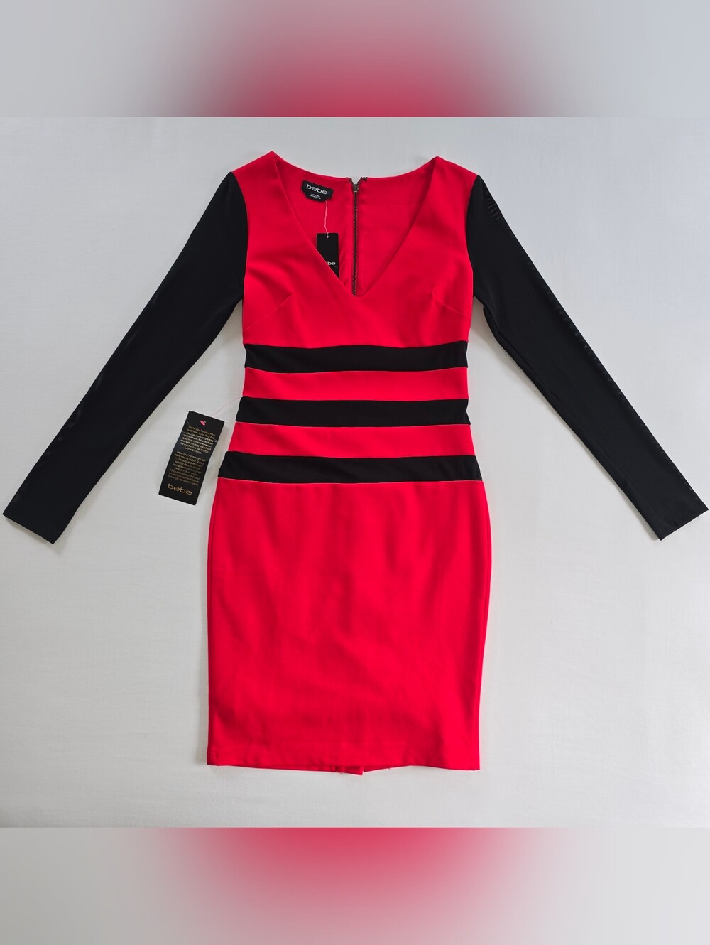 bebe Red and Black V‑Neck Long Sleeve Colorblock Sheath Dress NWT